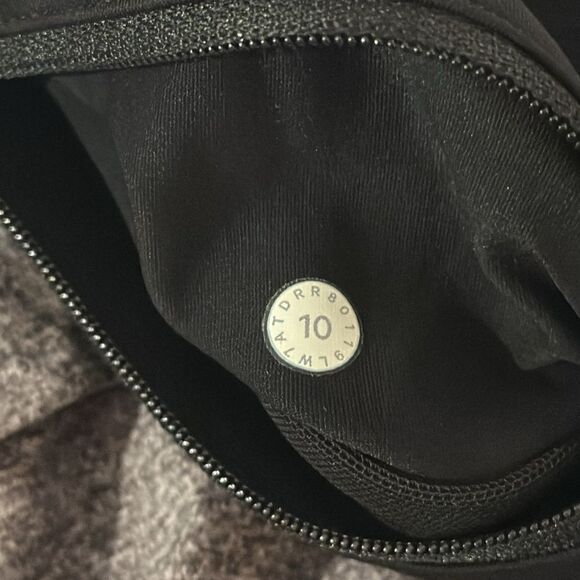 Lululemon Speed Up Short 2.5" size 10 NWT‎ Heather Lux Multi Black - Picture 6 of 6